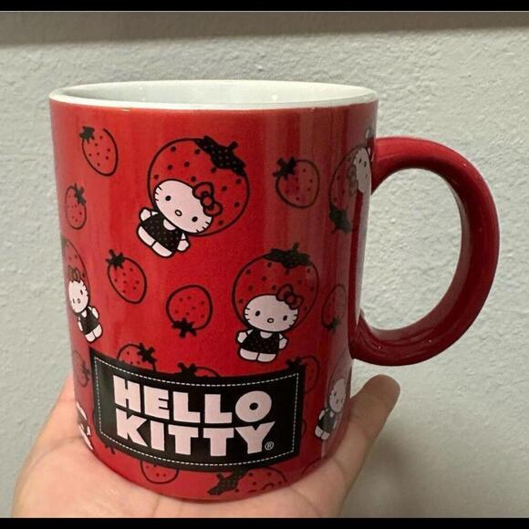 Hello Kitty Strawberry Coffee Mug - Picture 2 of 2